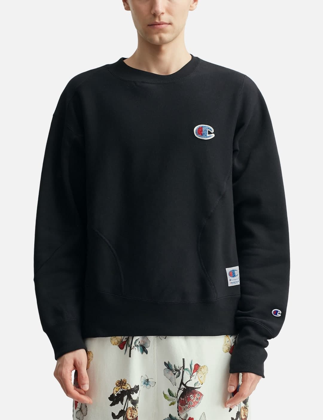 X Champion UC2E1801-1 Curved Sweatshirt view 3