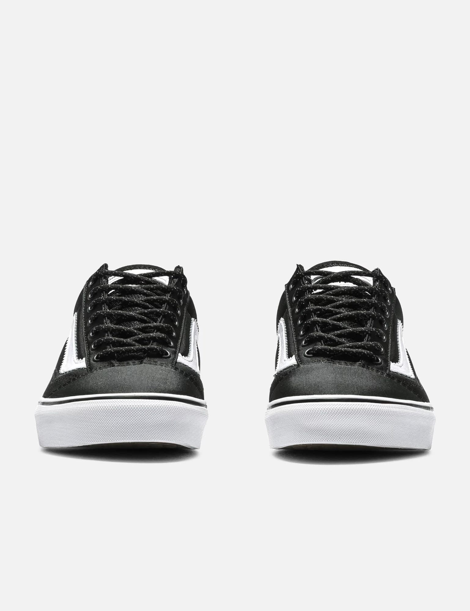 X BEAMS Old Skool view 2
