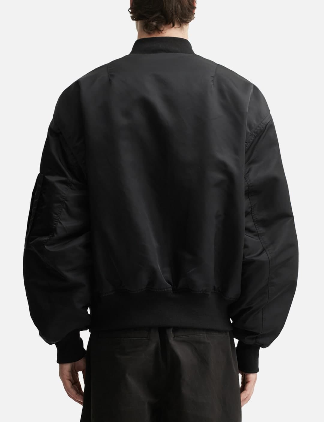 Broad Bomber Oil view 4