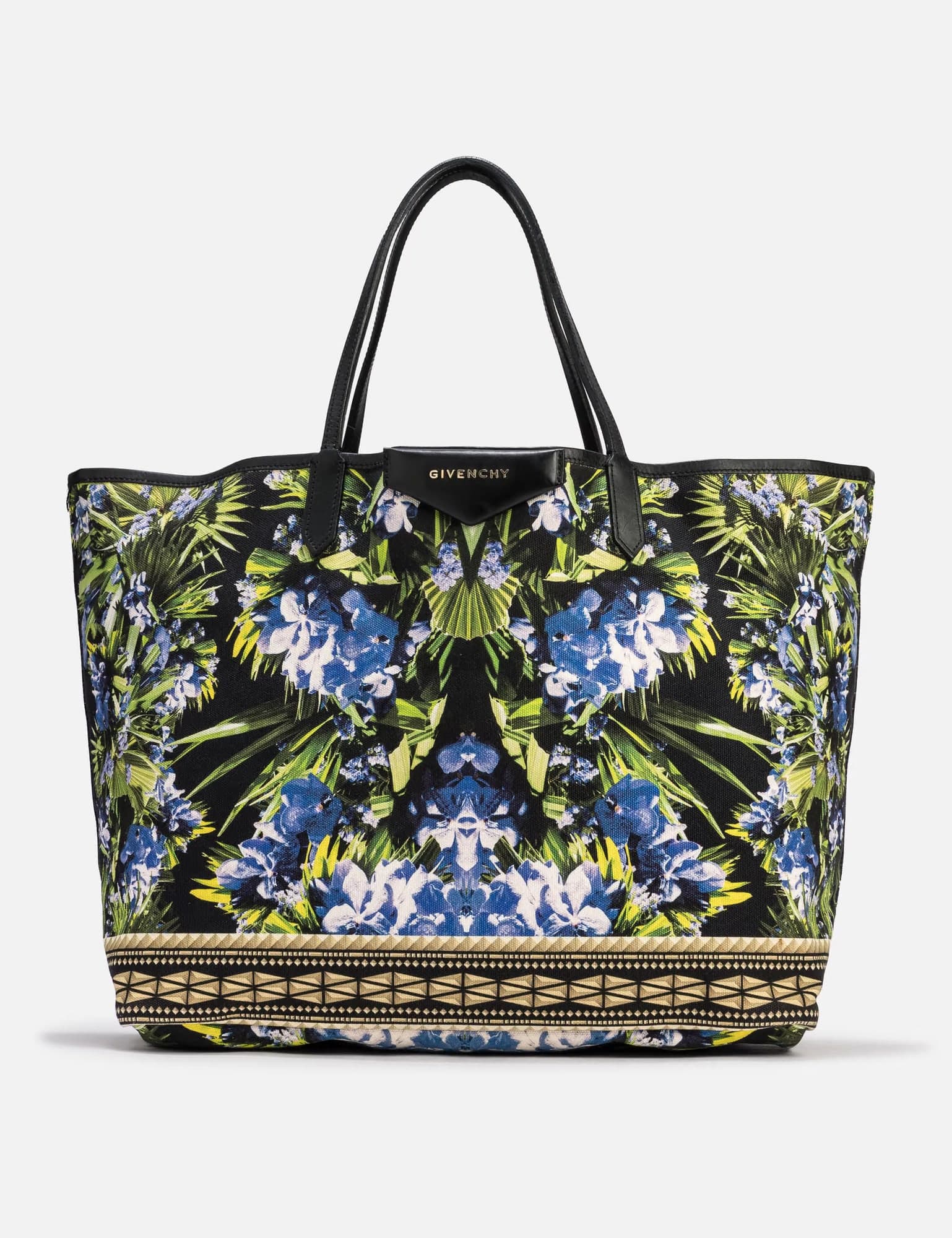 Givenchy view 1
