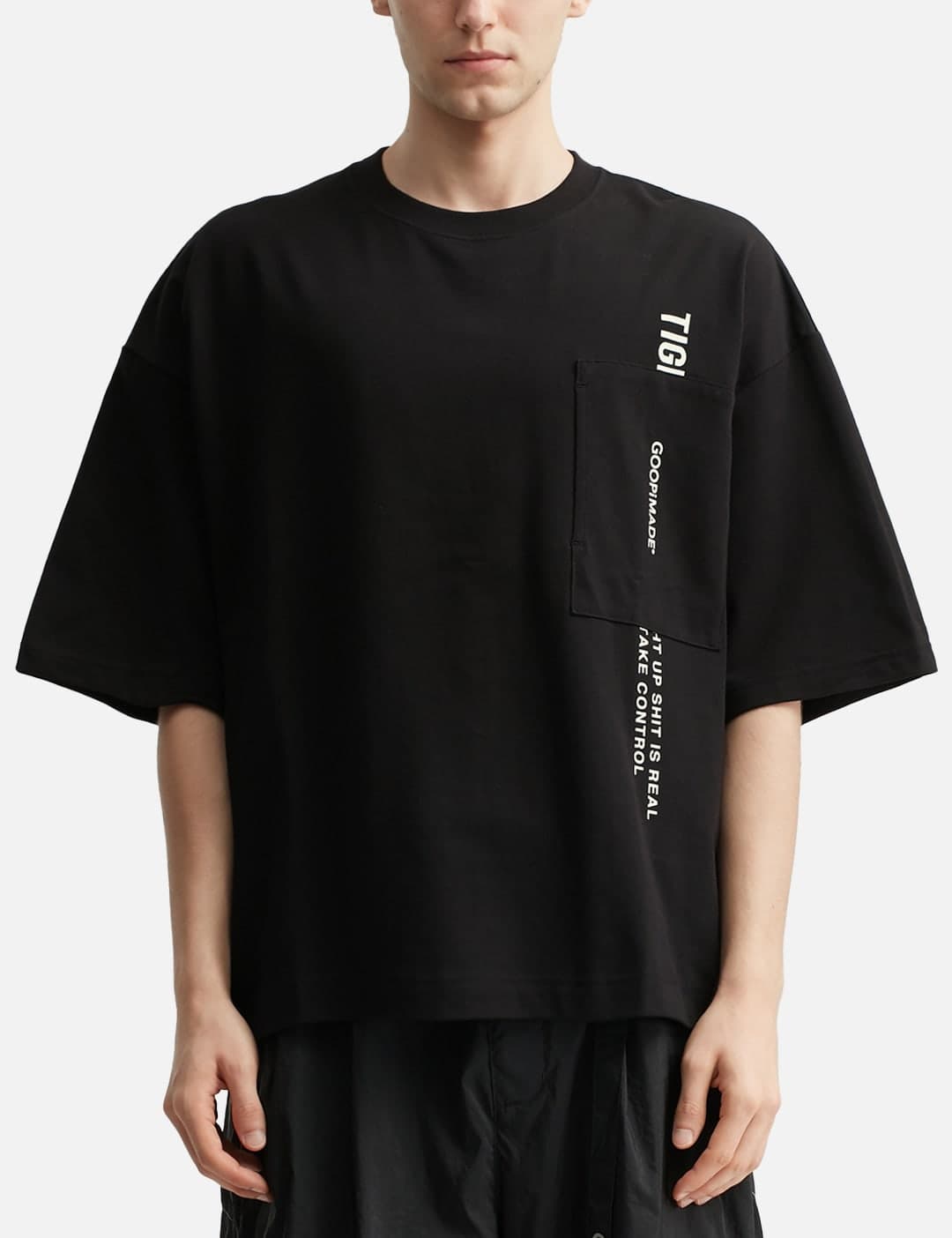 X TIGHTBOOTH “GTB-05T” Digital Amphitheatre Pocket T-Shirt view 3