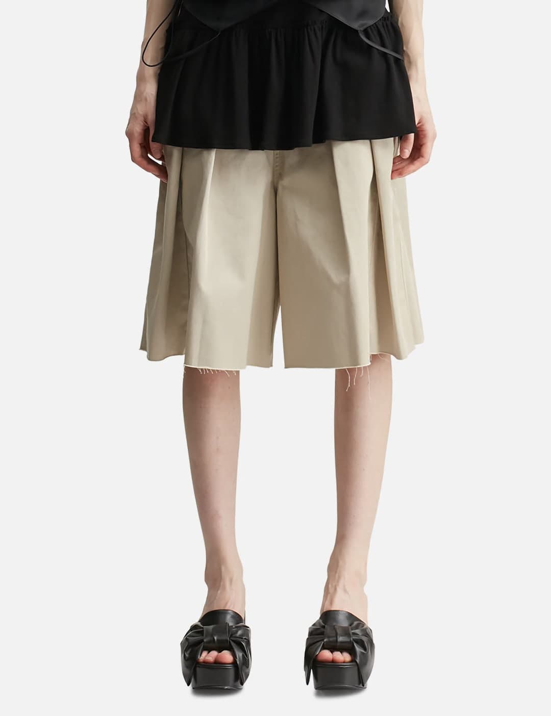 Tuck Bermuda Shorts view 3