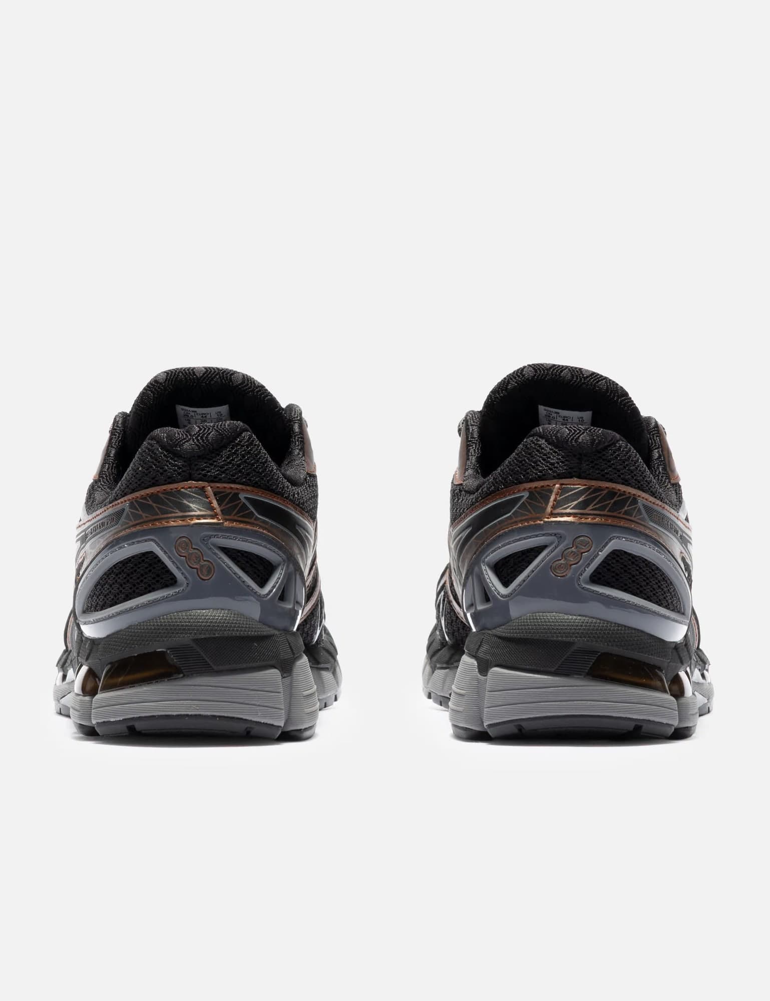 Gel-Kayano 20 view 3