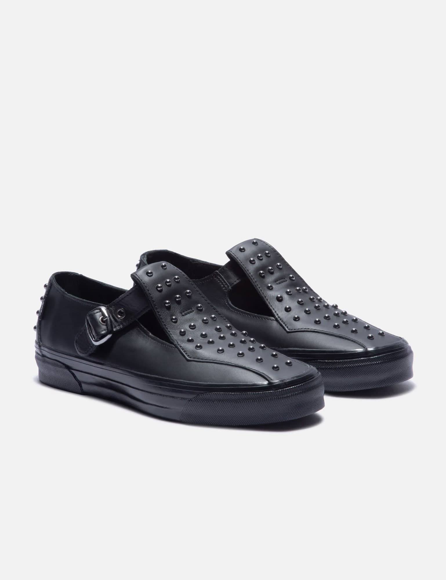 Premium Mary Jane Pearlized Shoe view 4