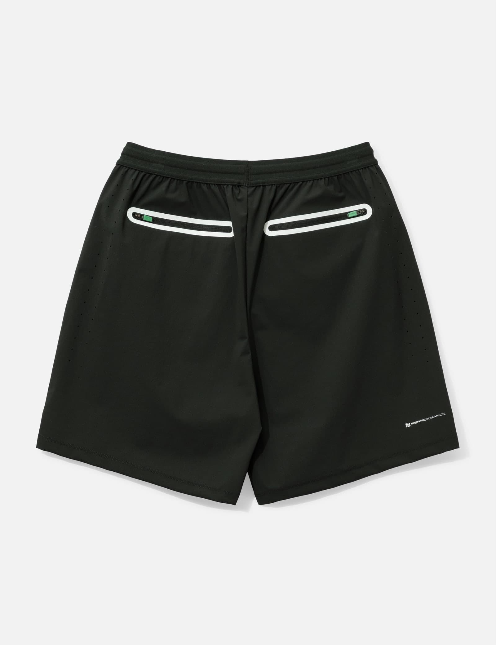 Performance 2-1 Short view 2