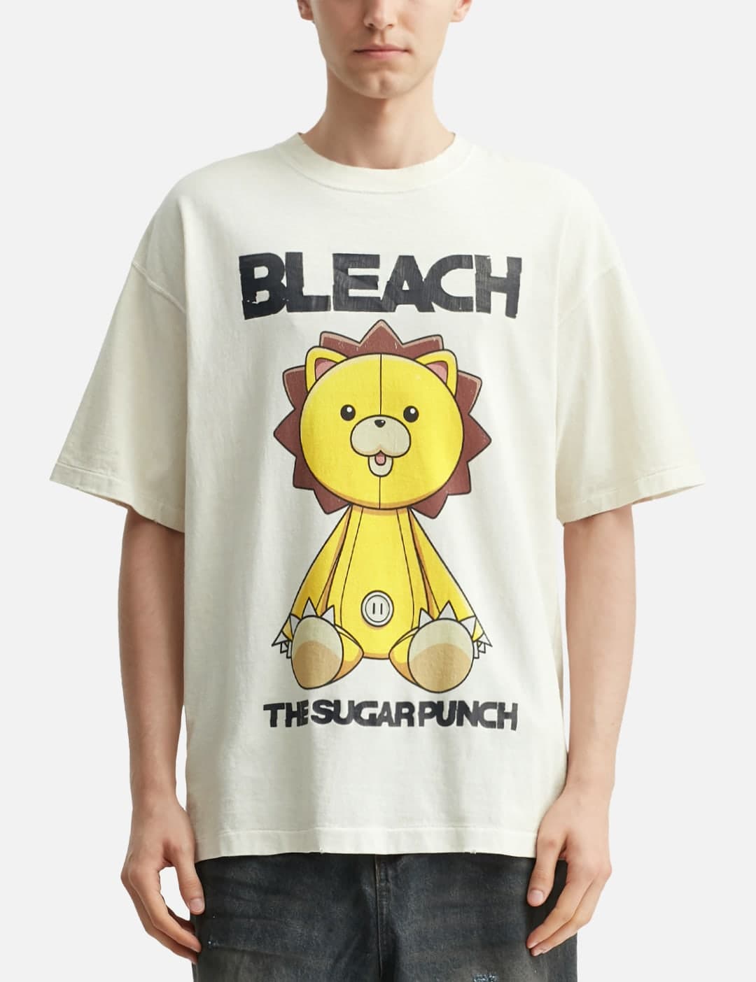 Bleach Short Sleeve T-Shirt (Kon) view 3