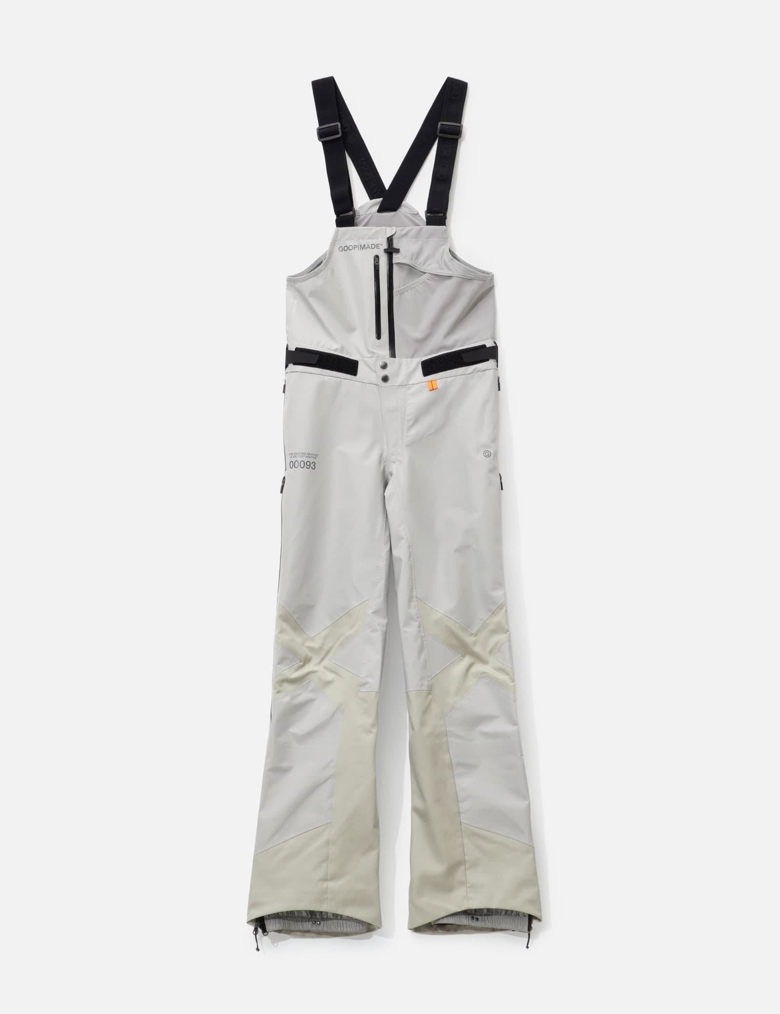 X UPPERVOID®「GOOPiMADE - 躬」ASTRA Transformable Tech Pants view 1