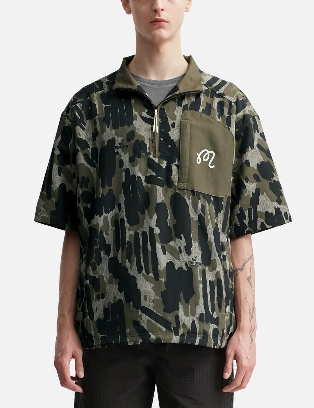 Tour Divot Camo Windshirt view 3
