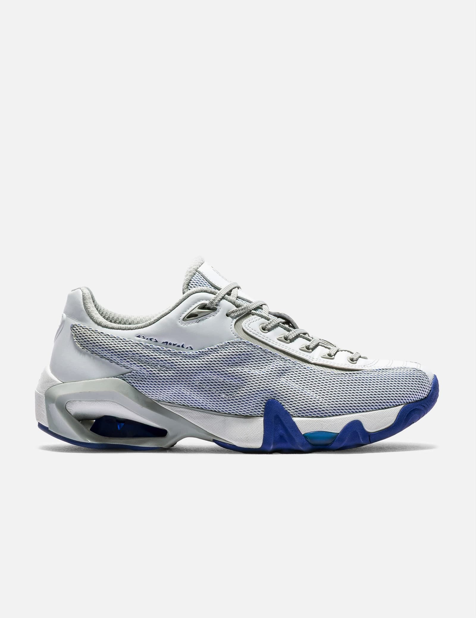 Asics view 3