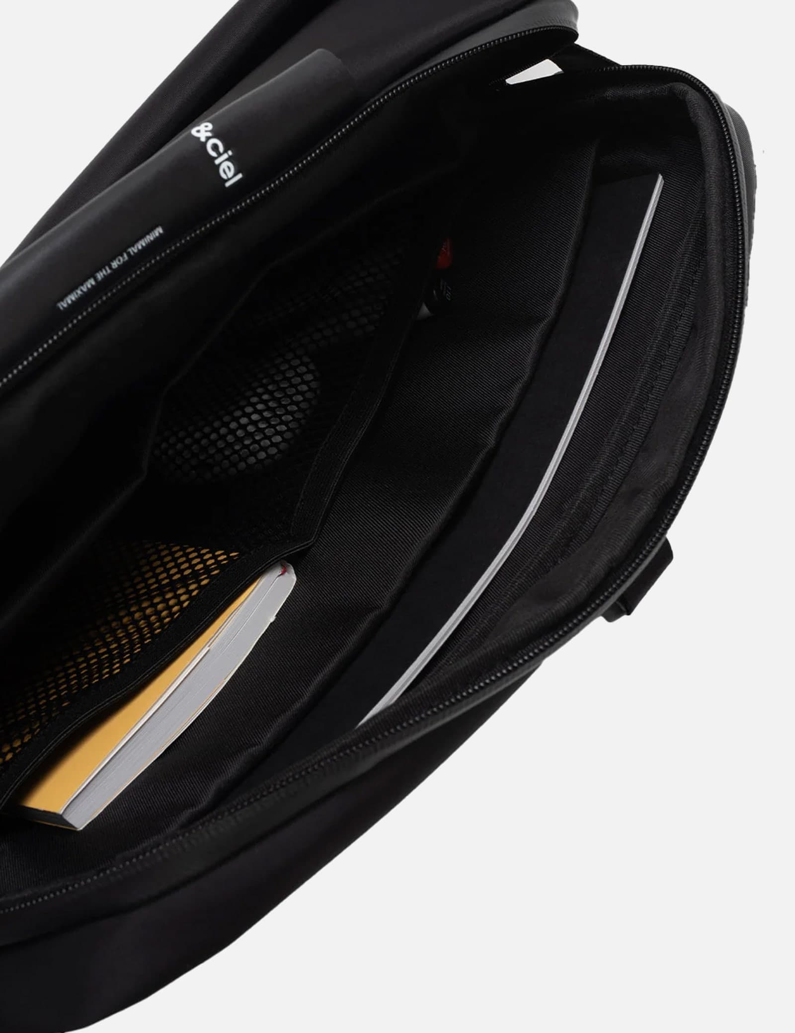 Isarau L Sleek Black view 10