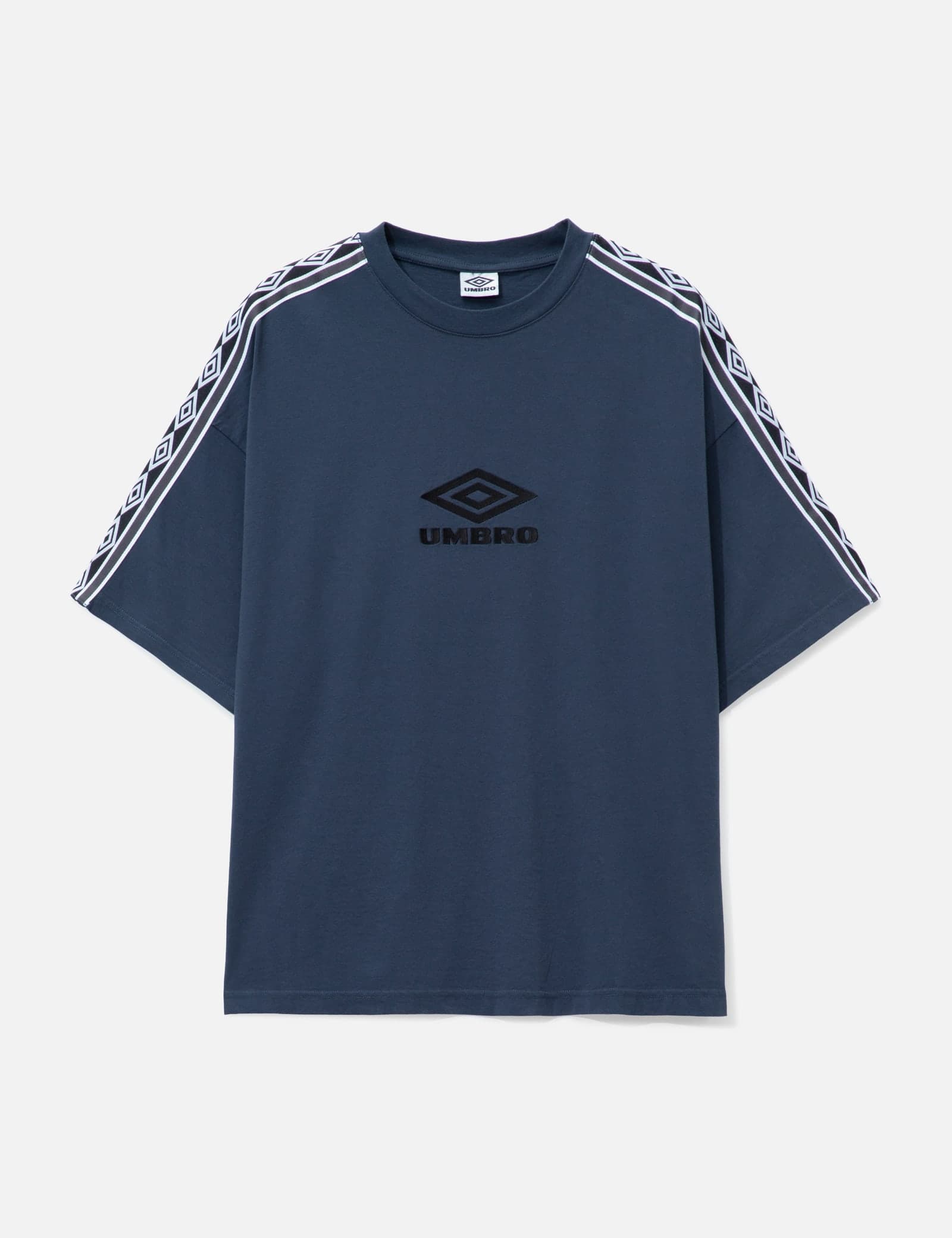 Umbro view 5