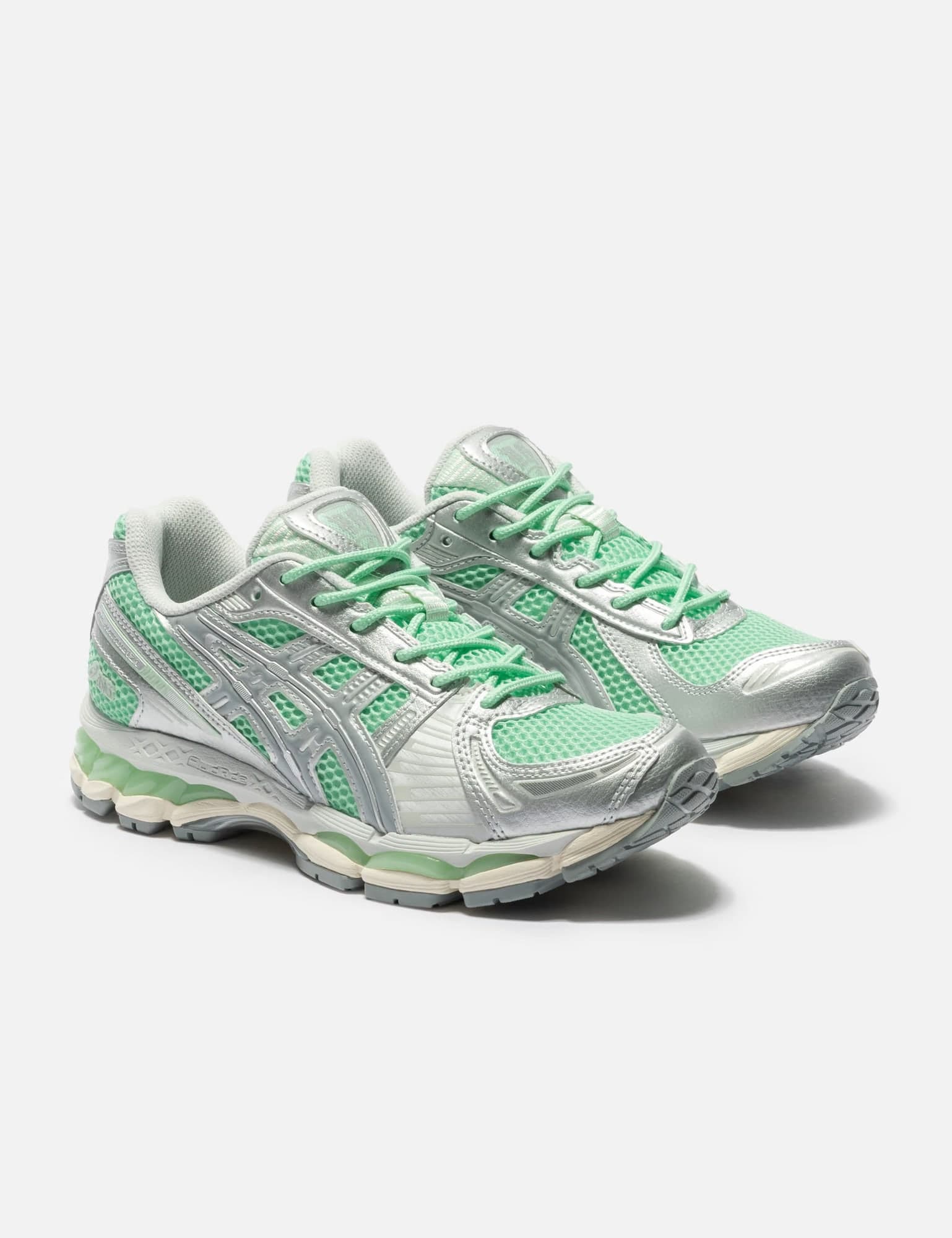 GEL-Kayano 12.1 view 4