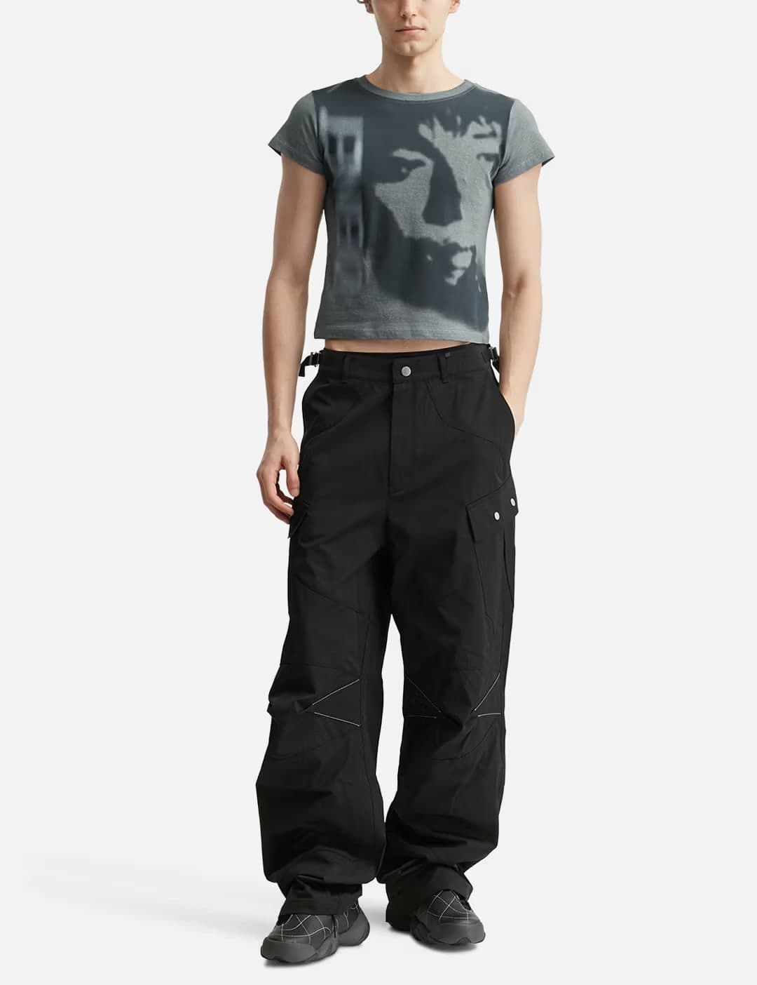 YEONJUN GGUM X DEINET Cropped Fit Short Sleeve T-Shirt view 5