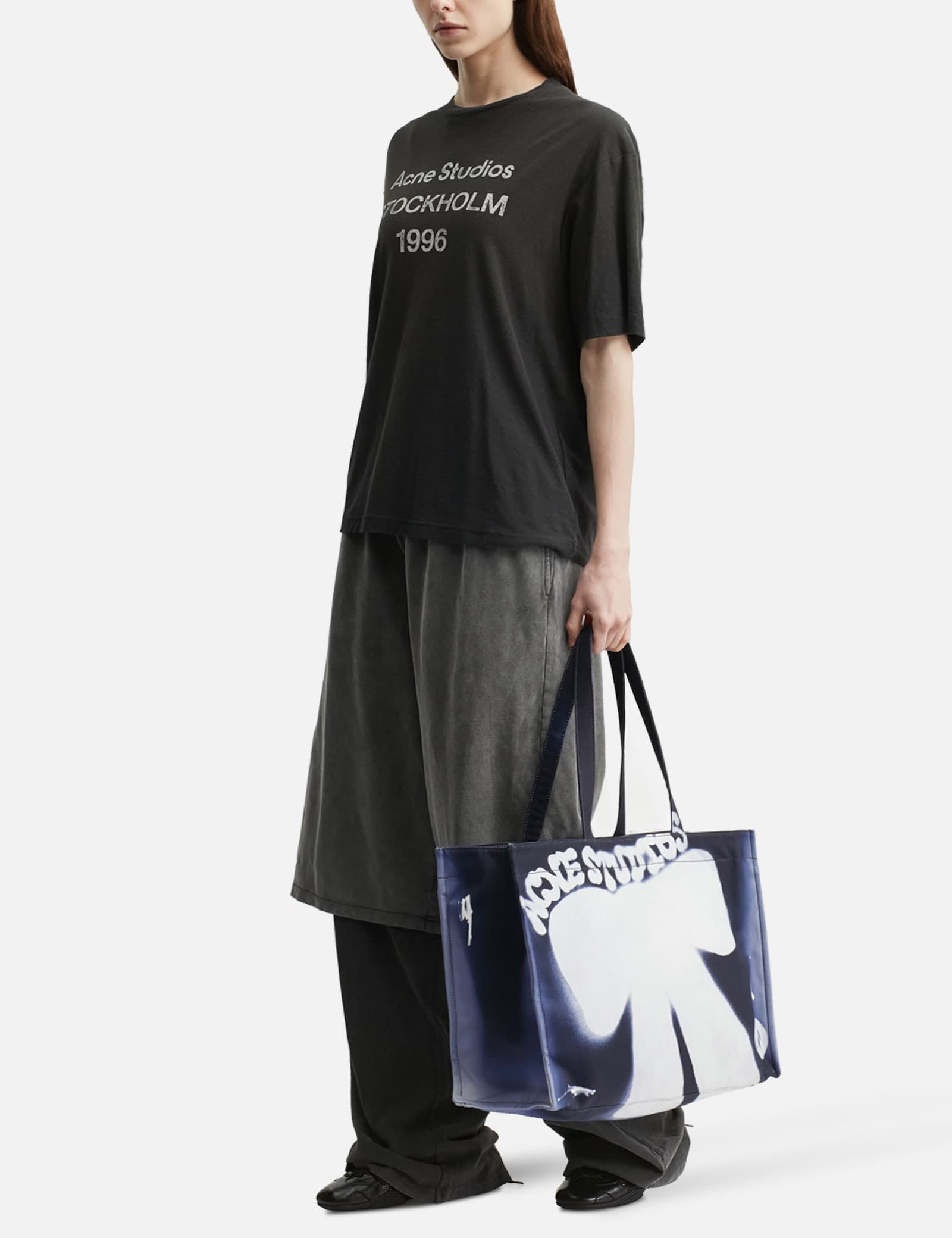Spray Logo Shopper Tote view 4