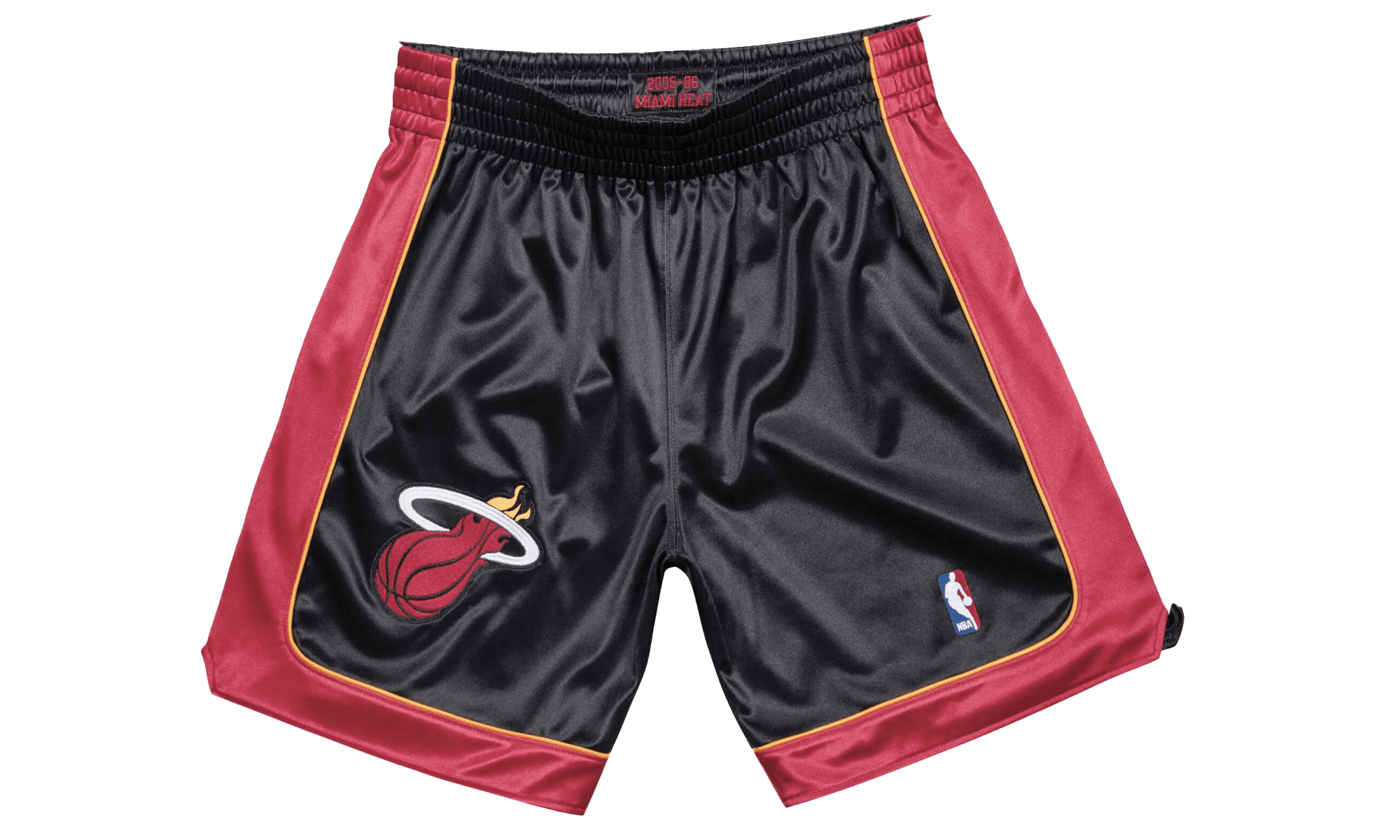Authentic Road Shorts "NBA Miami Heat 05-06" ASHRGS18123 MHEBLCK05